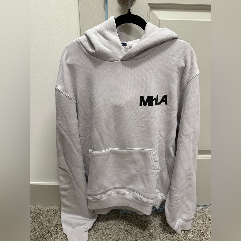 Mad Happy Large Mhla White Hoodie. ⚡️💕